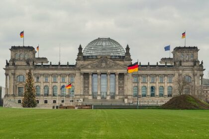 Jerome Powell Could Remain at the Fed Despite Chair Removal