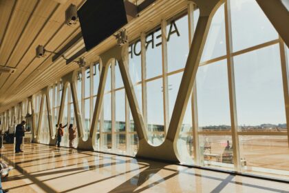 Barclays Flags Top Picks in European Airports Amid Regulatory Shifts