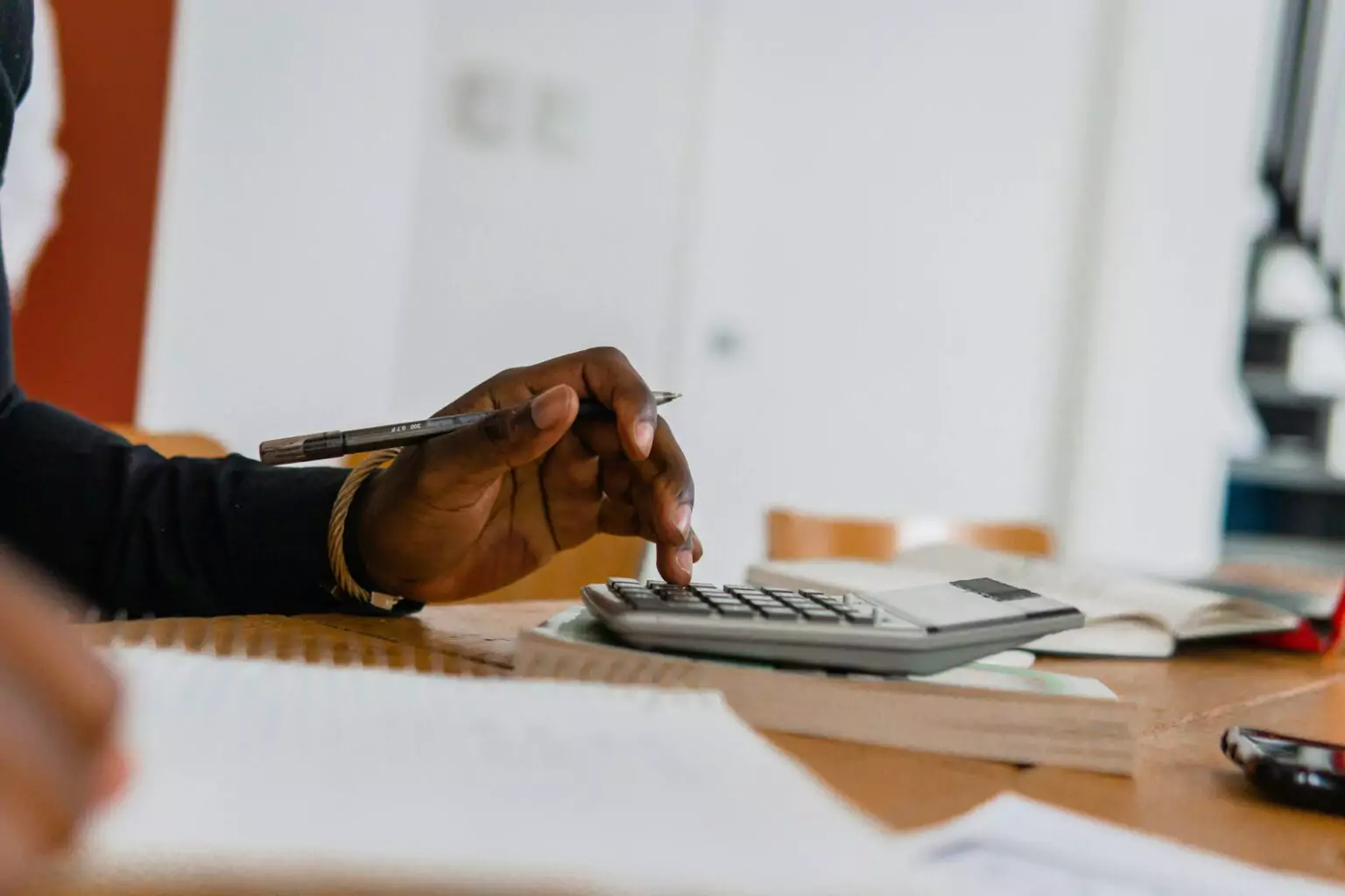 Comparing Truist and SoFi Checking Accounts: A Comprehensive Overview