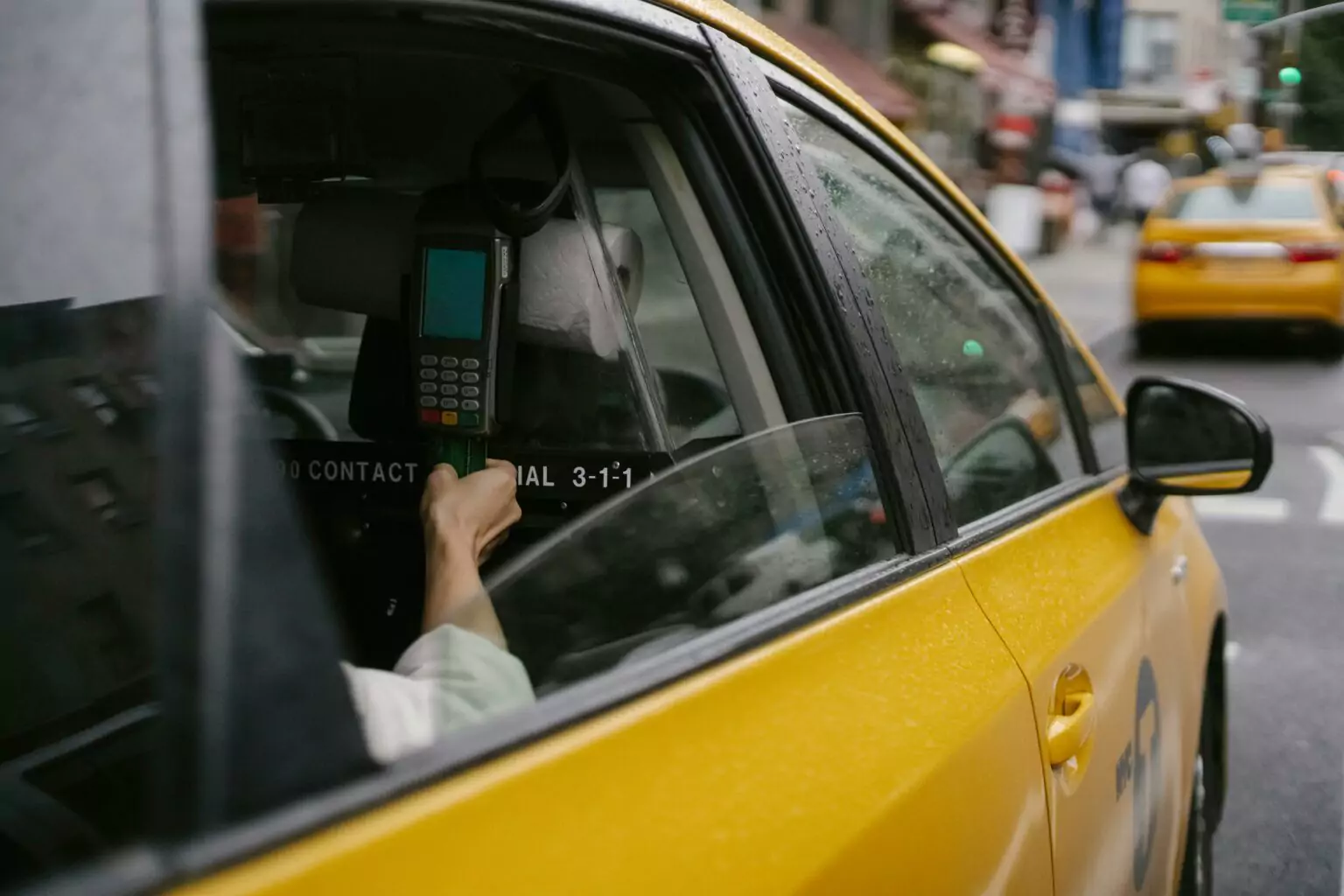 JPMorgan Chase Becomes the New Issuer of the Apple Card