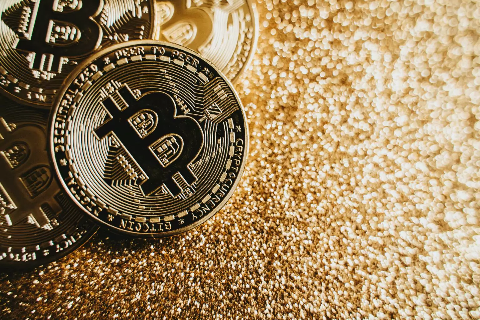Venezuela Shows How Locals Turn to Tether-Issued USDT Stablecoin as Governments Wobble