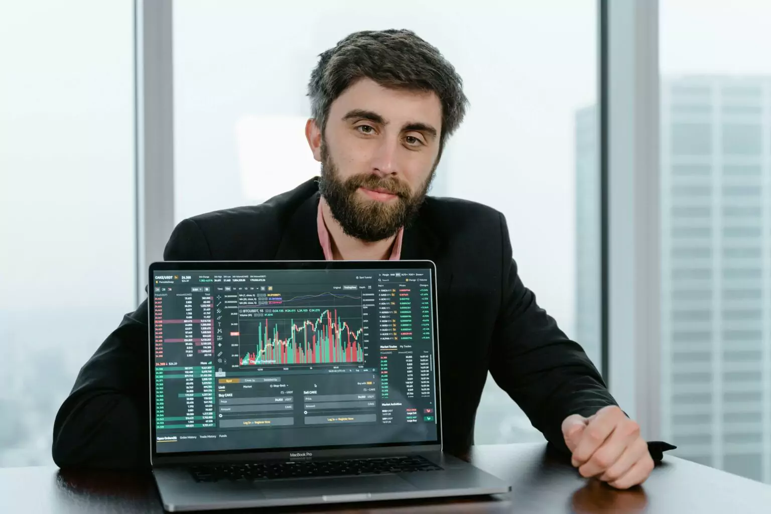 The 3 Best Cathie Wood Stocks to Buy for 2026