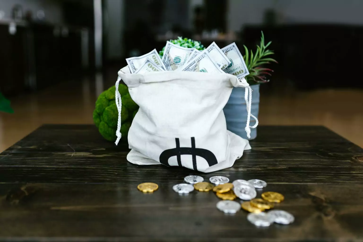YC Startups Introduce Stablecoin Investment Option