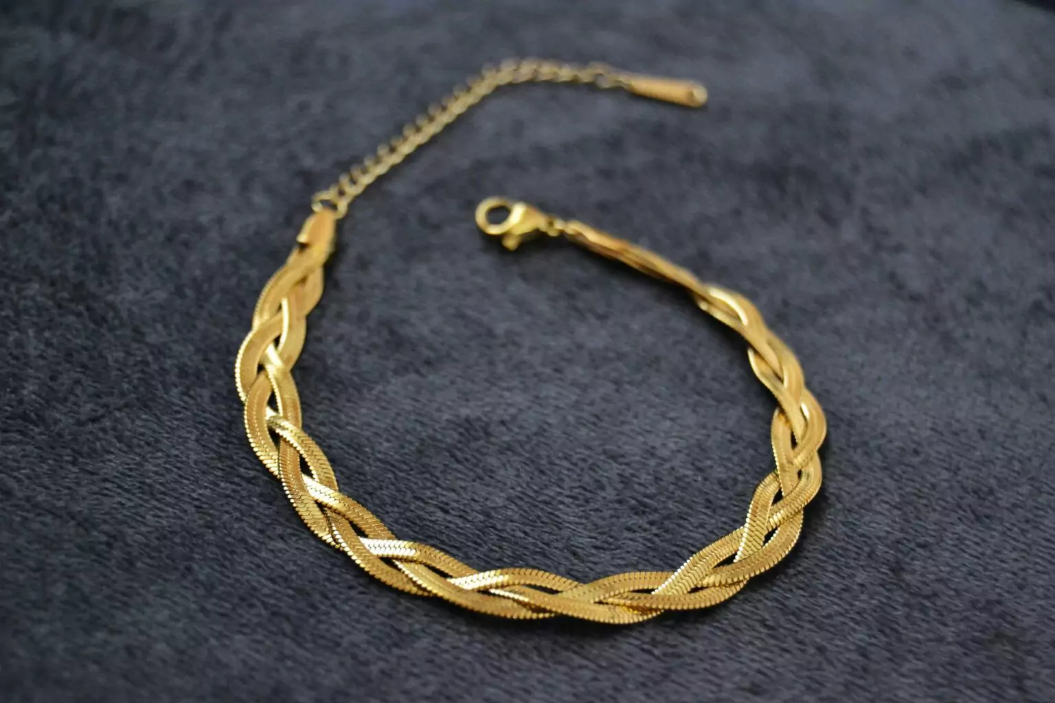 Should You Sell Your Silverware and Gold Jewelry Now or Pass Them Down?