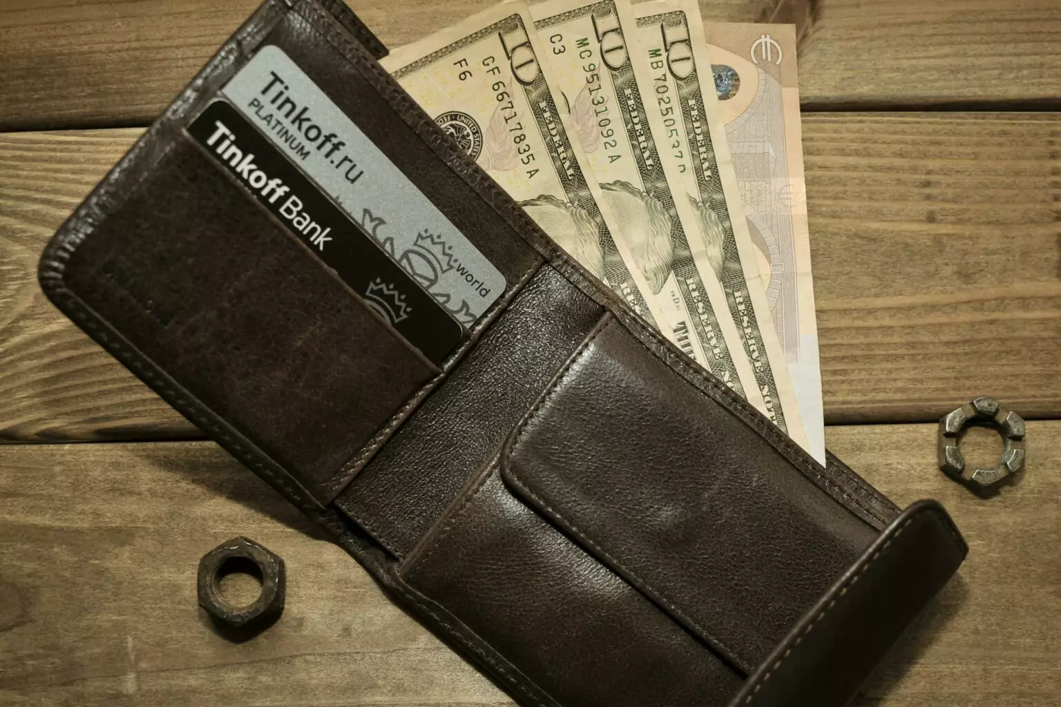 Paying Cash for Healthcare Could Help Cut Your Medical Bills