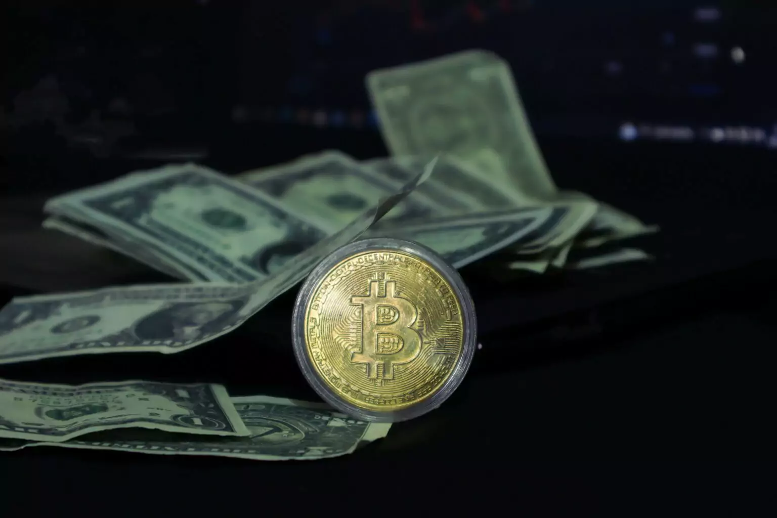 The Impact of Bad Money on Trust in Digital Platforms